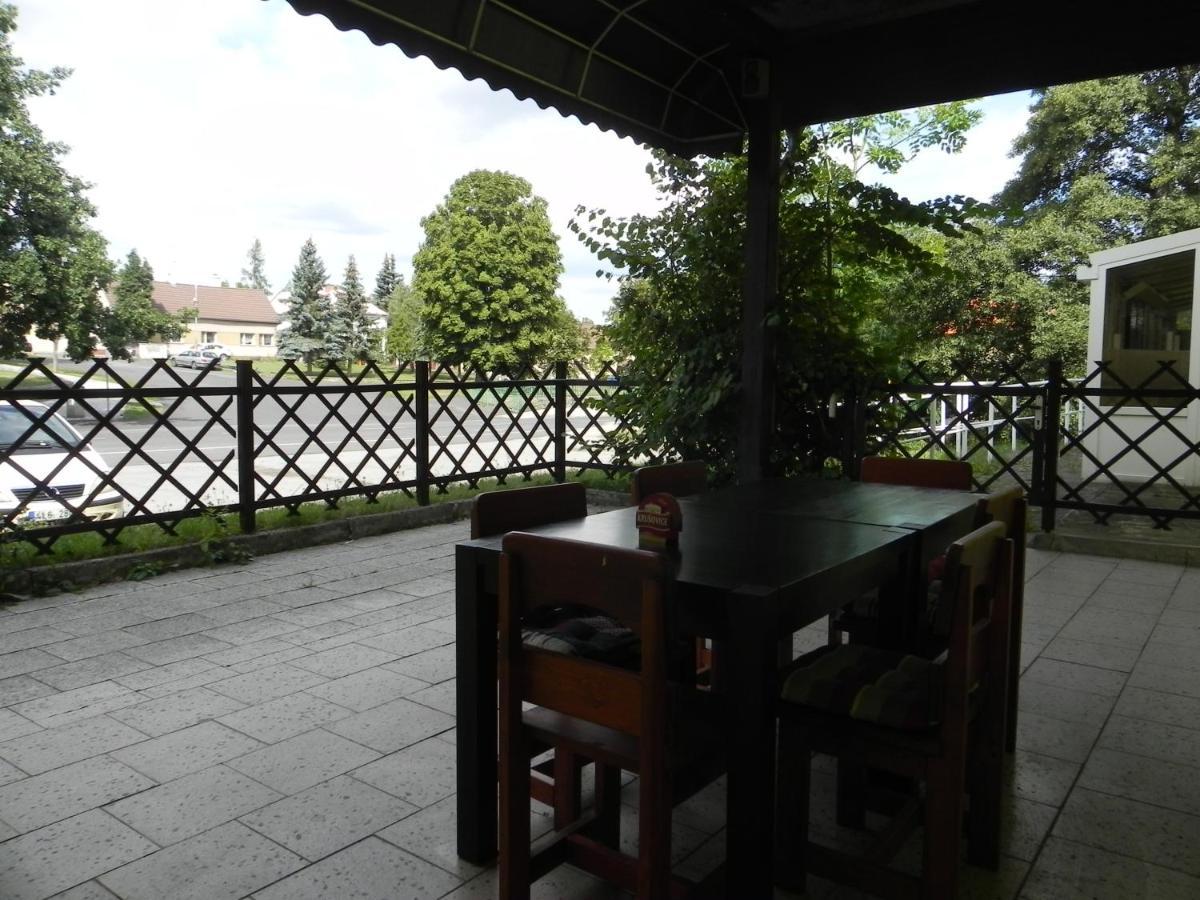 Penzion Krasny Dvur Exterior photo