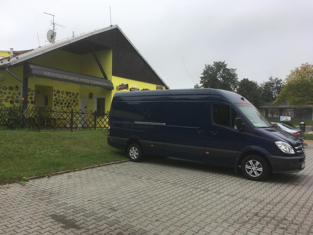 Penzion Krasny Dvur Exterior photo